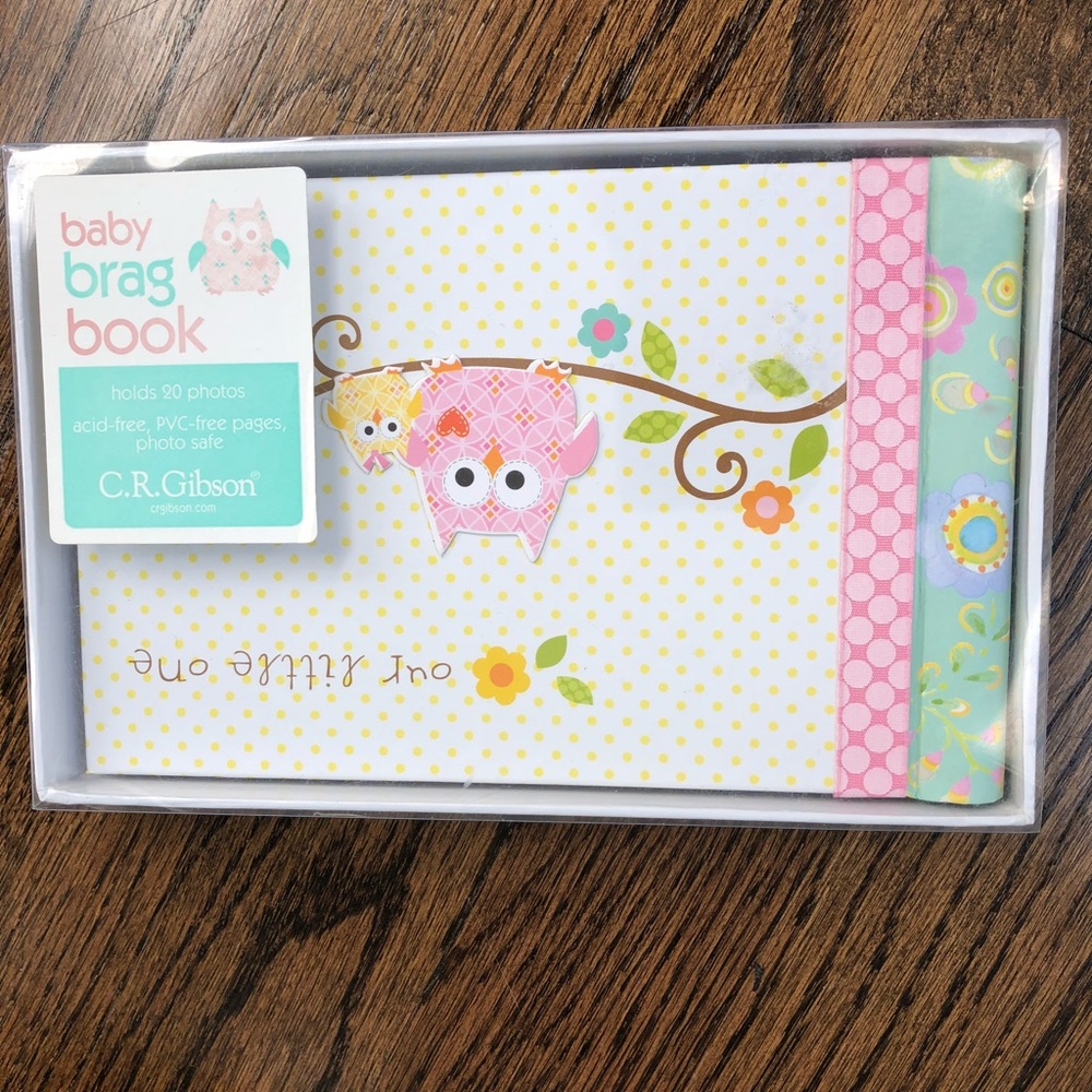 Owl brag book